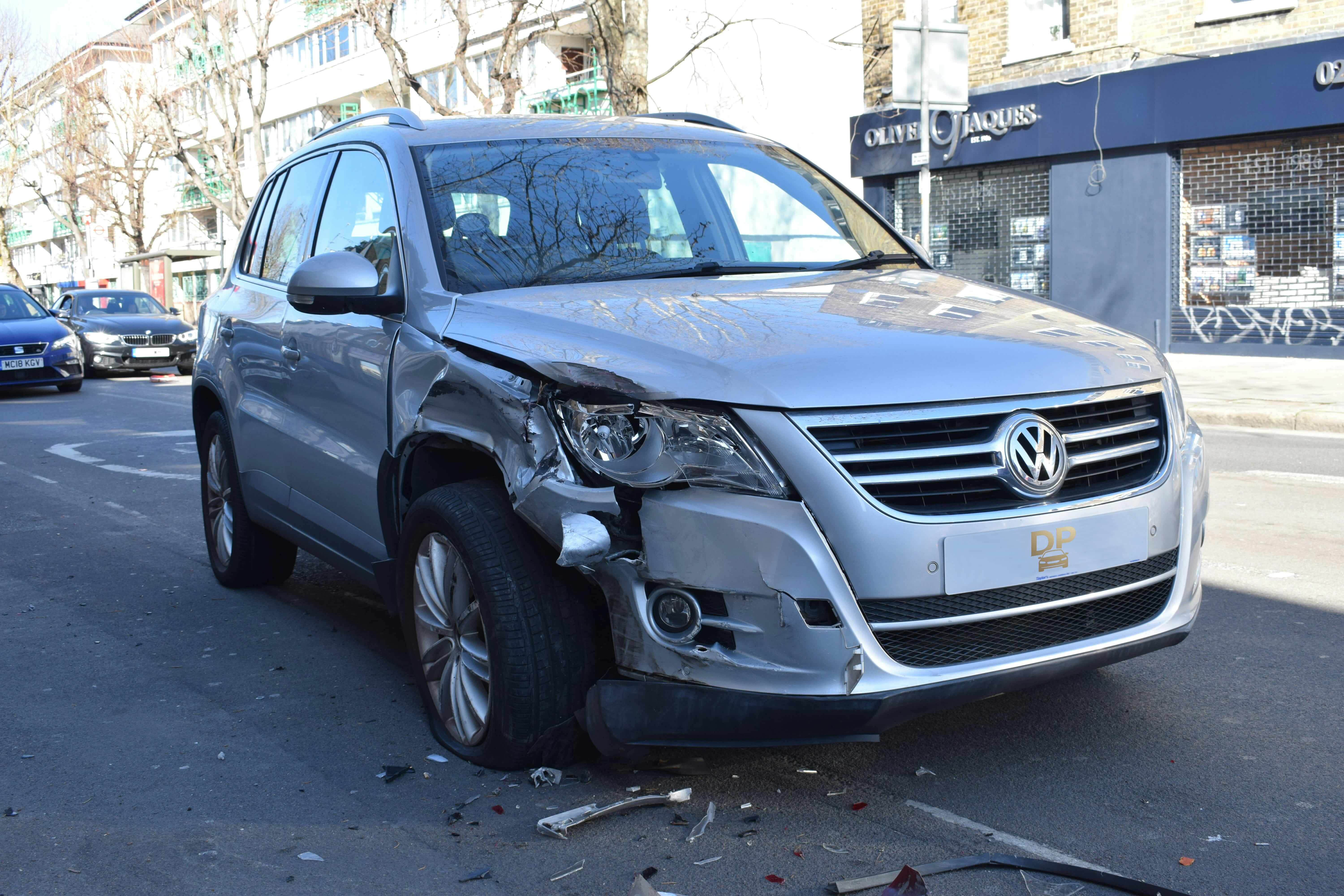 Unfallgutachten Mainz - Fahrzeug nach einem Verkehrsunfall